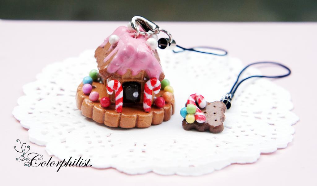 "Do You Still Remember Hansel & Gretel?" Candy House & Cookie Handphone Straps / Ornaments